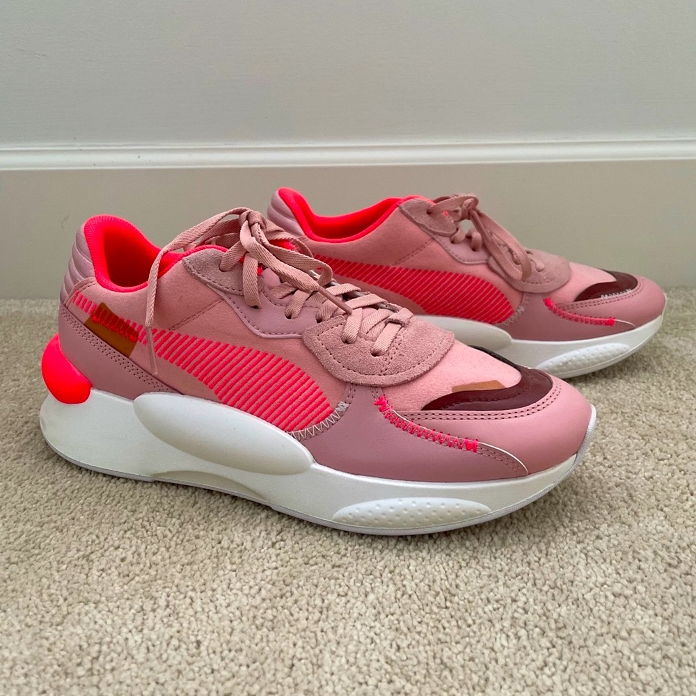NEW!! Puma athletic shoes